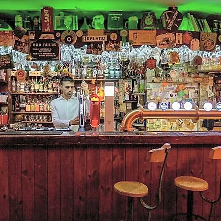 Irish 4* イスタンブール