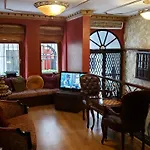 Irish 4*