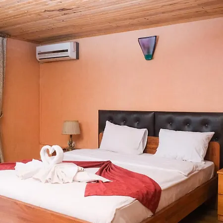 Irish Hotel 2*