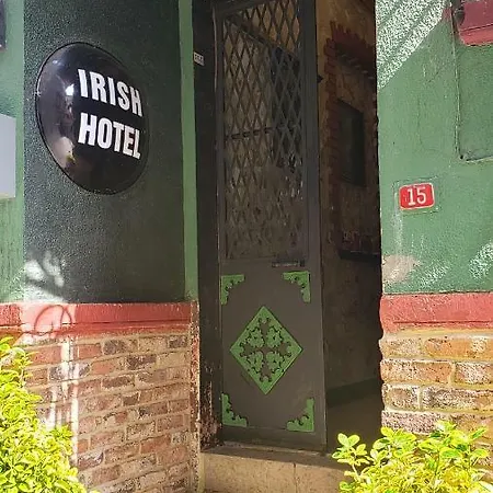 Irish ホテル イスタンブール