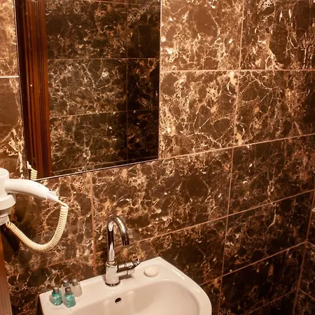 Irish Hotel 2*